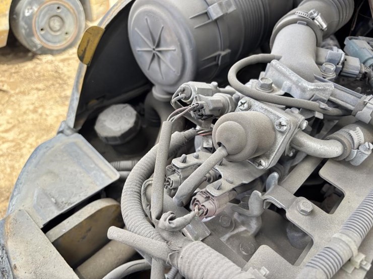 2020-caterpillar-2c6000-image-34