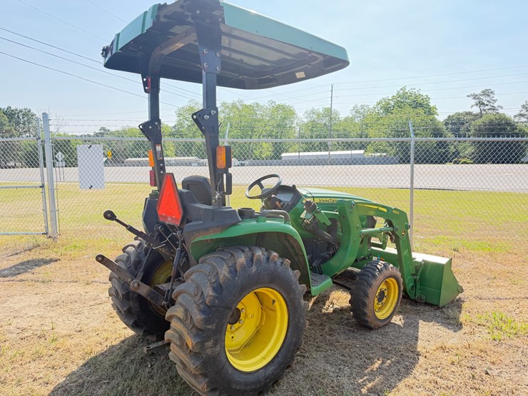john-deere-3025e-image-4