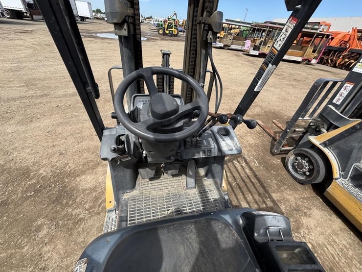 2020-caterpillar-2c6000-image-17