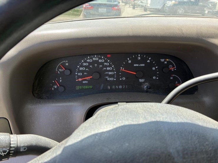 2004-ford-f350-image-17