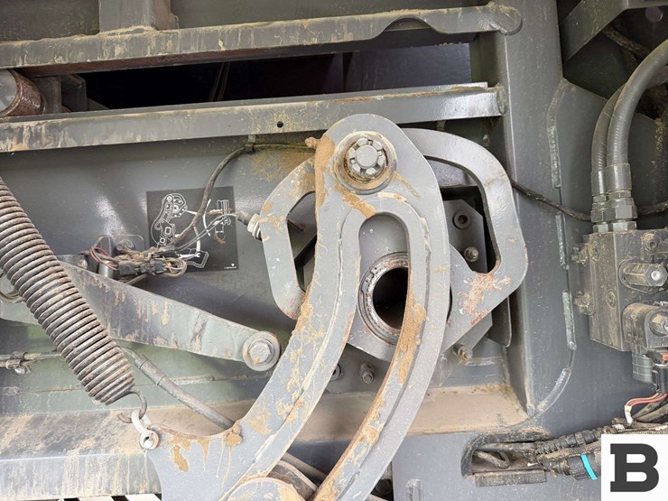 2018-massey-ferguson-2290-image-66