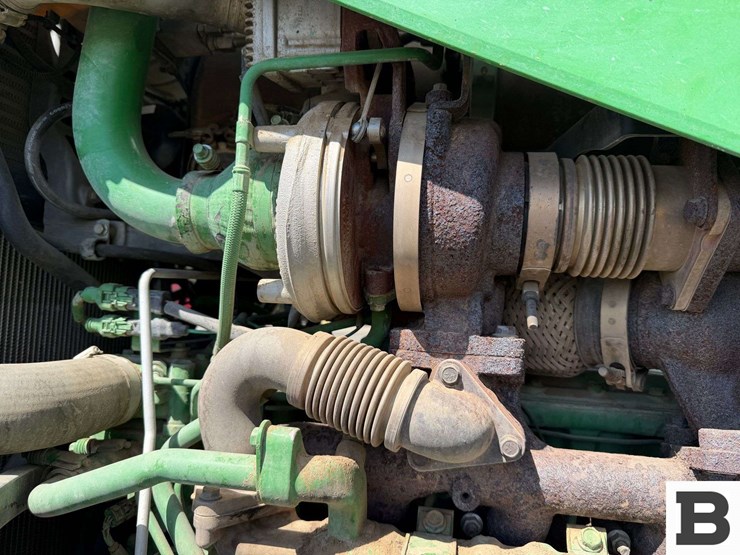 2013-john-deere-7200r-image-61