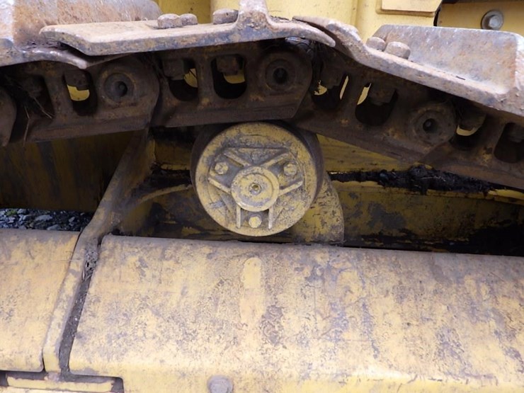 2016-deere-650k-image-37