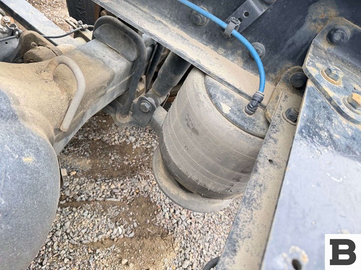 2018-freightliner-cascadia-125-image-31