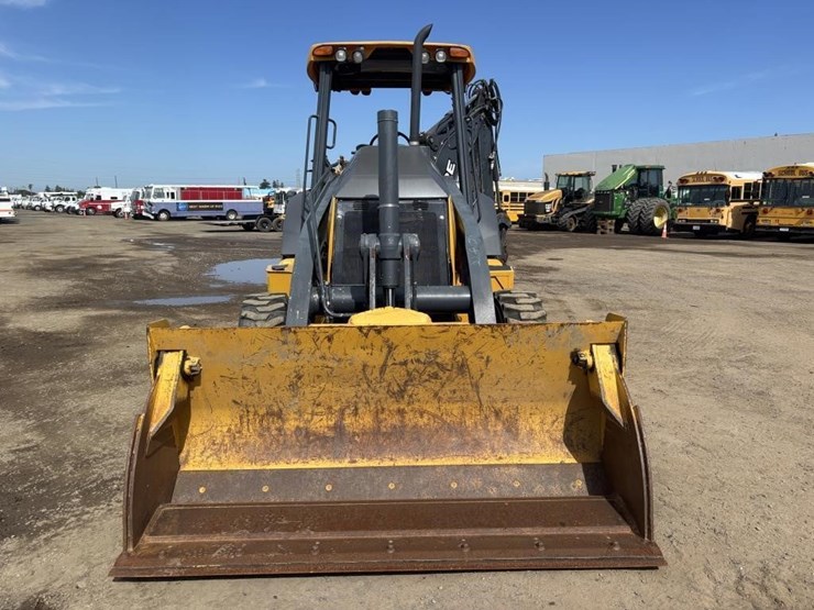 2019-deere-310l-ep-image-6