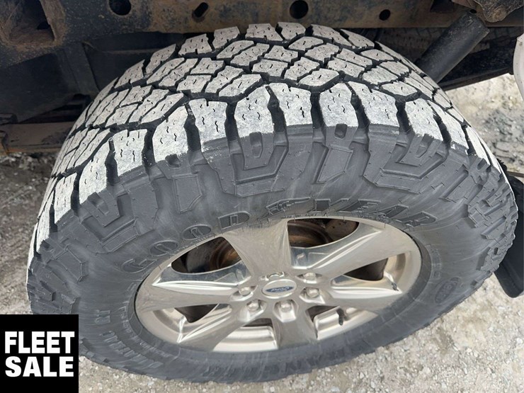 2020-ford-f150-xlt-image-10