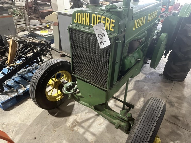 john-deere-a-image-13