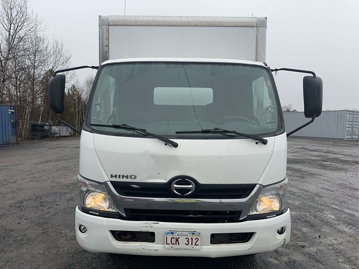 2020-hino-195-image-2