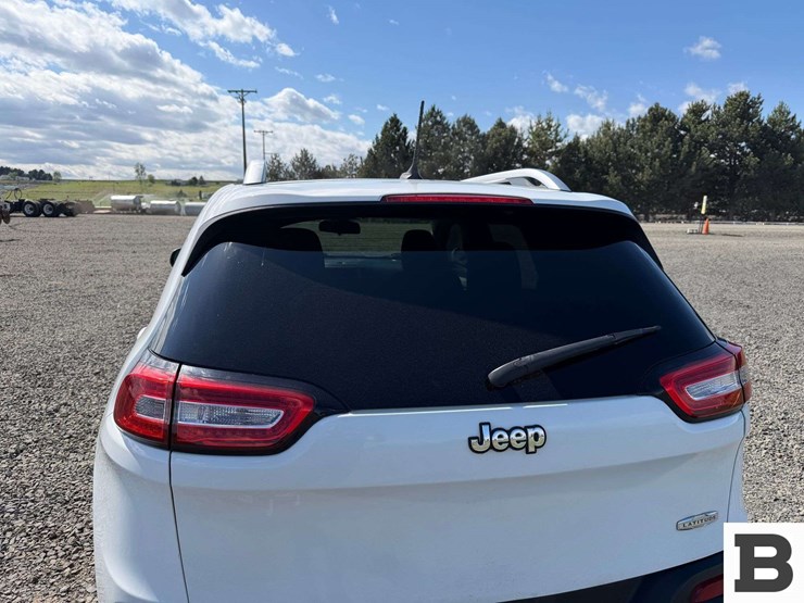 2014-jeep-cherokee-image-14