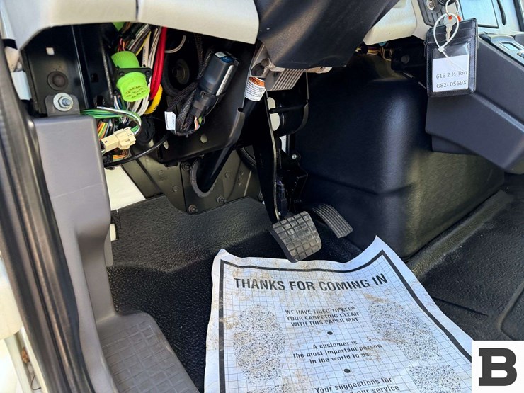 2008-international-durastar-4300-image-53