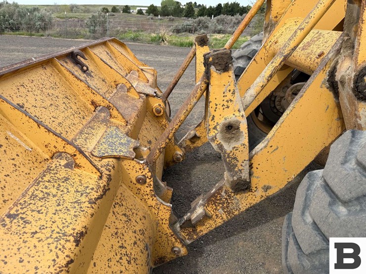 caterpillar-920-image-12