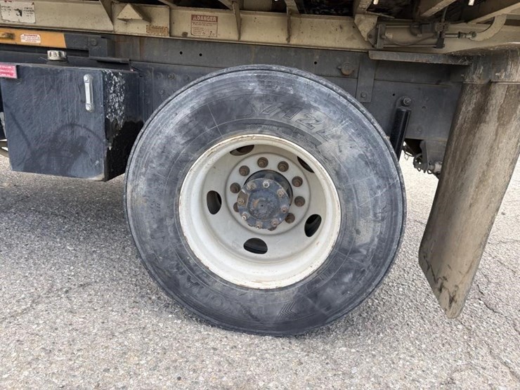 2011-autocar-xpeditor-image-5