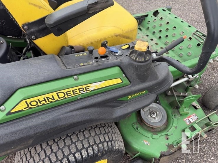 2020-john-deere-z960m-image-8