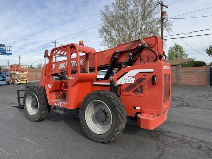 2015-sky-trak-6042-image-6