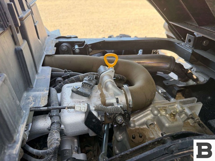 john-deere-xuv-590m-image-21