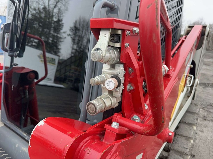 2024-takeuchi-tl6r-image-23