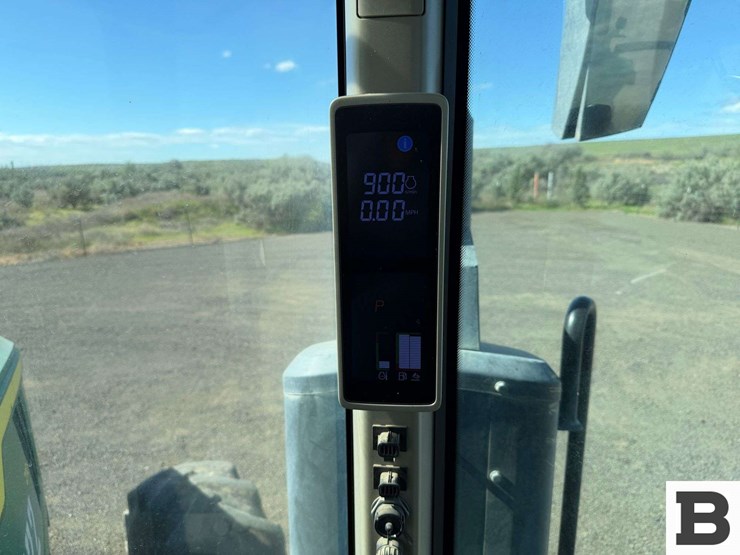 2021-john-deere-7r-210-image-83