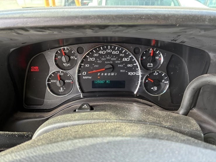 2012-chevrolet-express-2500-image-15