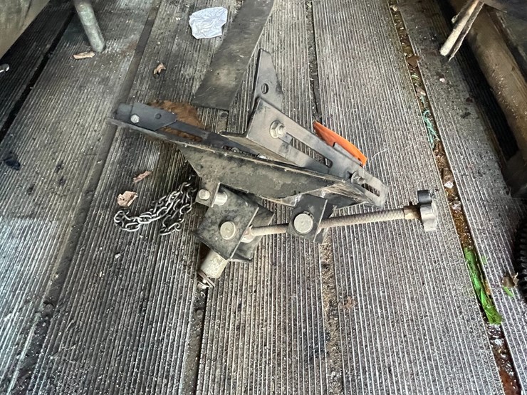 #10394-•-transmission-floor-jack-attachment-image-1