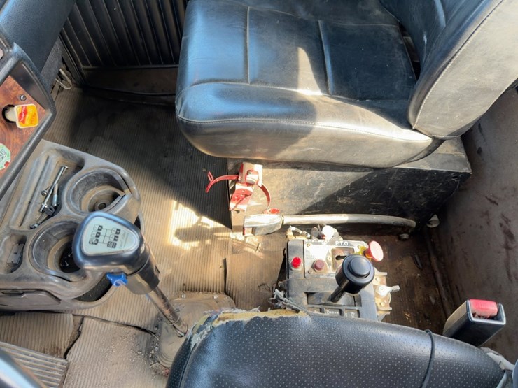 2002-kenworth-t800-image-31