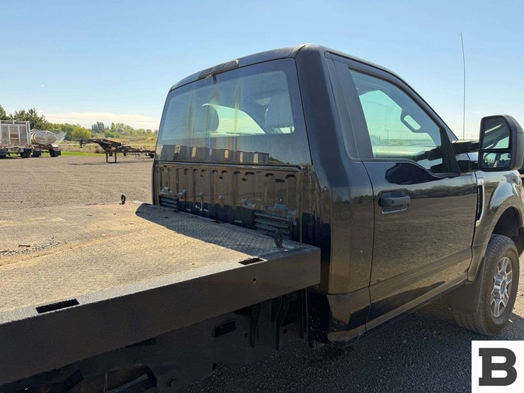 2017-ford-f350-image-23