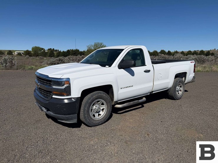 2018-chevrolet-silverado-1500-image-2