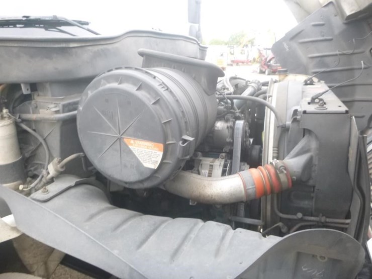 2006-international-durastar-4300-image-17