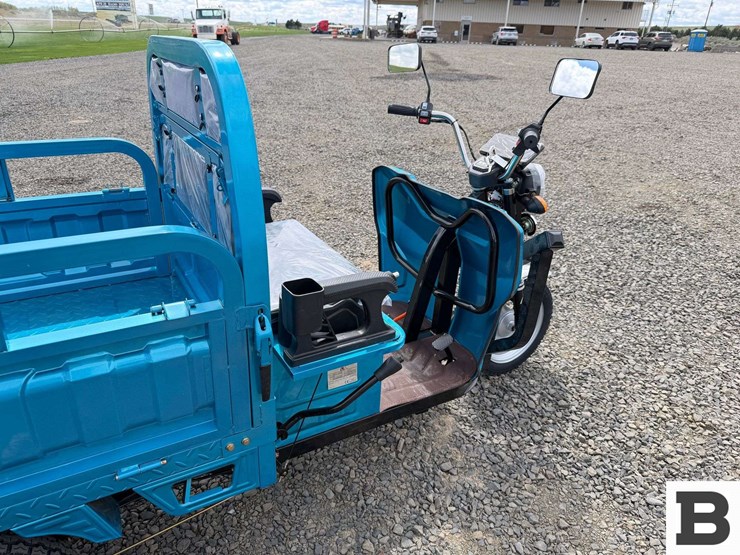 2025-ir-iret13-electric-tricycle-image-18