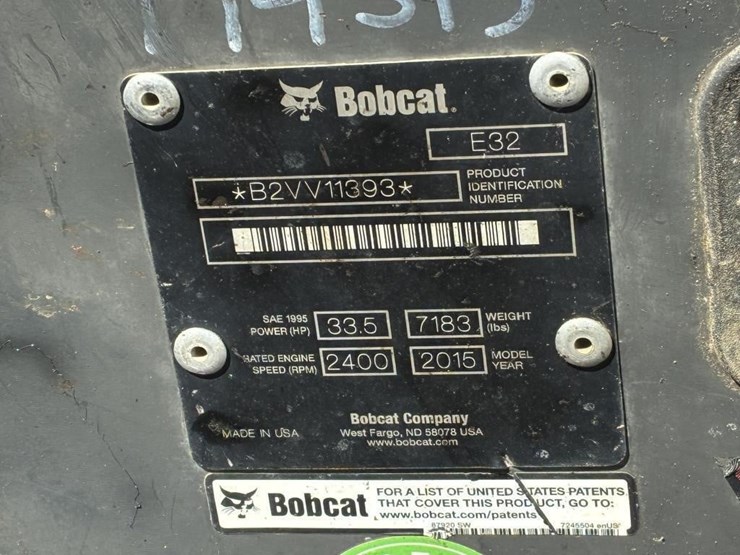 2015-bobcat-e32-image-26