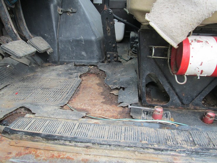 1990-international-4900-image-49