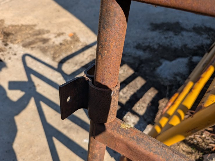 #5474-•-heavy-duty-cattle-gate-image-3