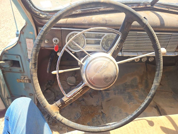 1950-packard-image-17