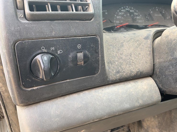 2004-ford-f350-image-12