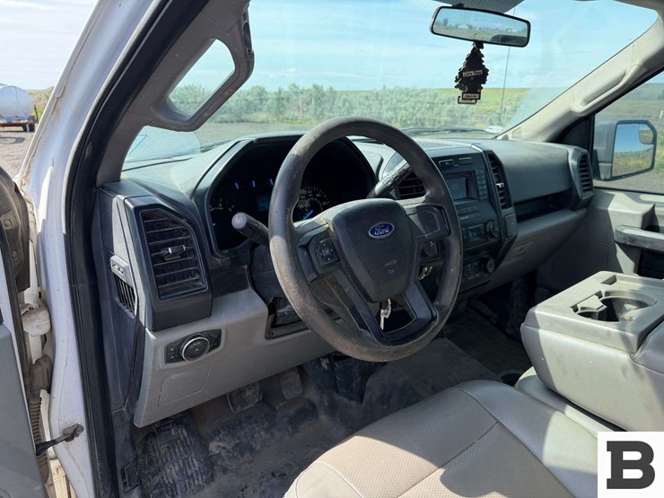 2015-ford-f150-image-27