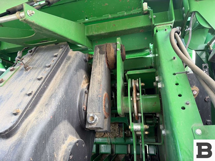 2015-john-deere-l340-image-23