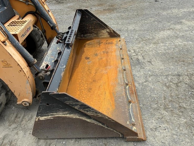 2012-mustang-2500rt-image-6