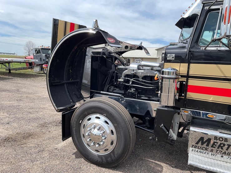 1970-peterbilt-358-image-85