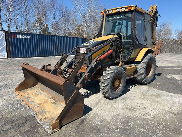 2003-caterpillar-420d-image-1