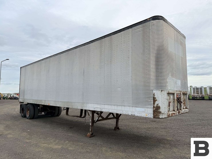 1974-fruehauf-trailer-image-7