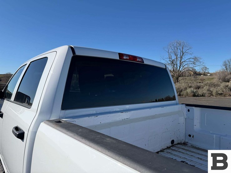 2017-dodge-2500-image-14