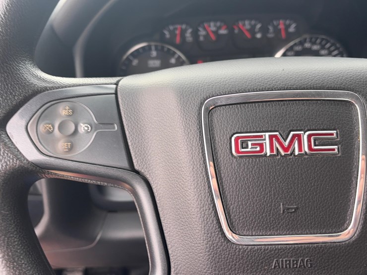 2016-gmc-sierra-1500-image-15