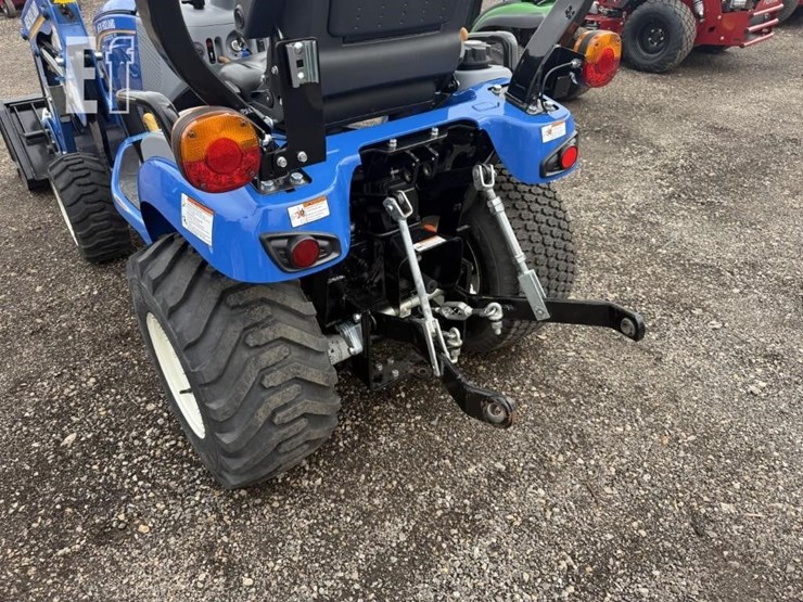 2022-new-holland-workmaster-25s-image-13