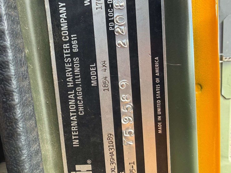 1985-international-1854-flatbed-truck-image-47