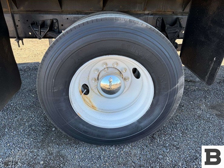 2008-international-durastar-4300-image-29