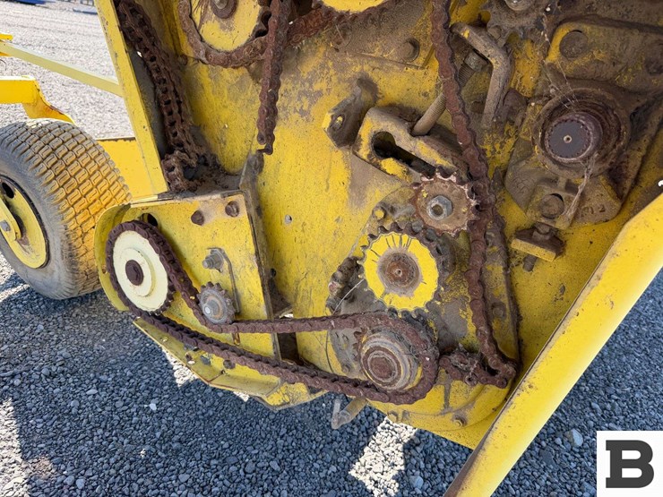 2008-john-deere-645b-image-14