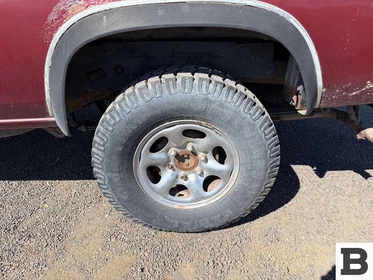 1987-nissan-pickup-image-12