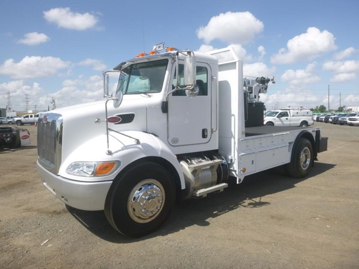 2014-auto-crane-6006h-image-1