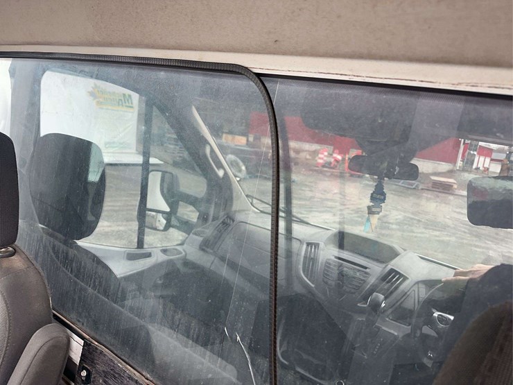 2018-ford-transit-image-21