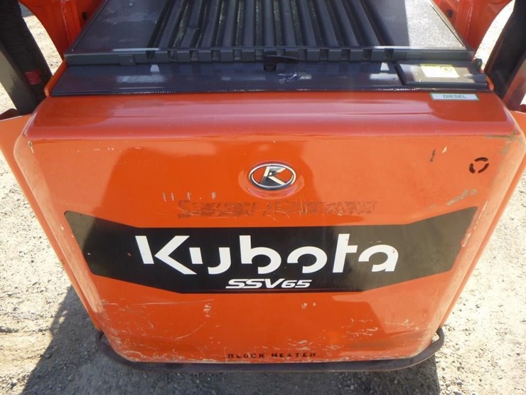 2020-kubota-ssv65-image-17