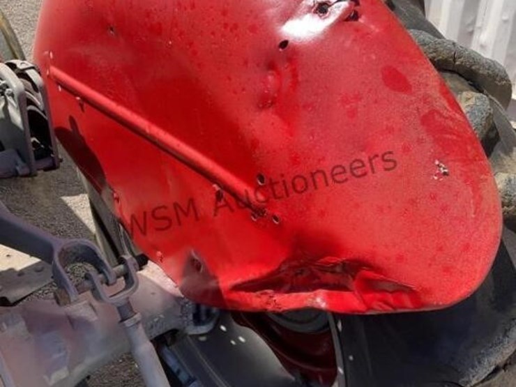 massey-ferguson-135-image-14